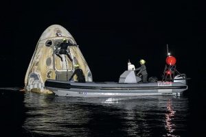 SpaceX со мисијата Crew-1 постави нов рекорд (ВИДЕО)
