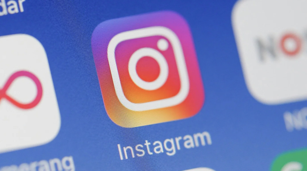 Адвокати во САД го повикаа Facebook да се откаже од детскиот Instagram