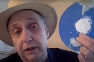 (Видео) Астрофизичар нè убедува дека сите мапи на светот за коишто знаеме се неточни