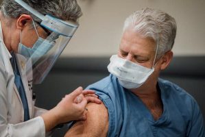 Дали е опасно ако нема реакција по примање на вакцината против Ковид-19?