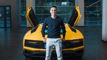 Дибала си купи „Lamborghini“ од 500.000 евра