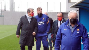 Лапорта: Куман знае дека Барселона бара друг тренер