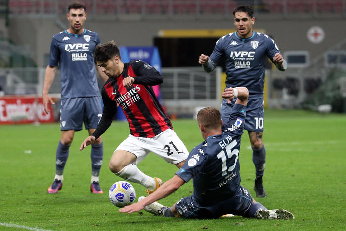 Милан го победи Беневенто