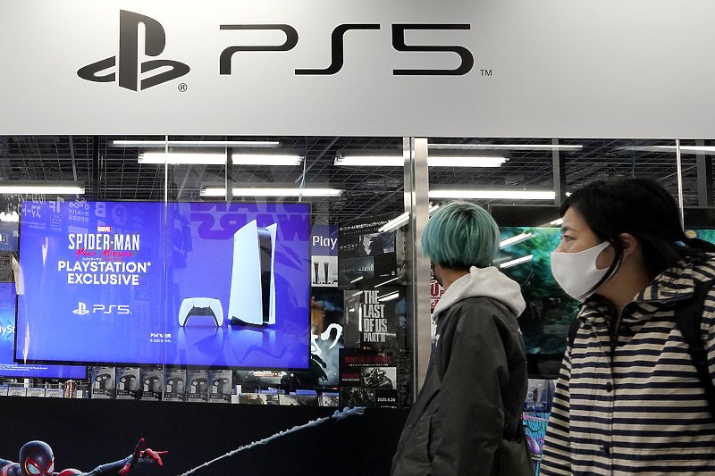 Побарувачката за PlayStation 5 е огромна, проблеми со залихите ќе има и следната година