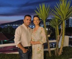 Се сакаме најмногу, ама има место за сите- ѝ кажа Љупчо Николовски на сопругата за роденденот