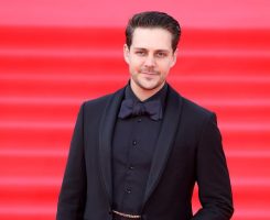 (Фото) Руска танчерка е новата девојка на Милош Биковиќ