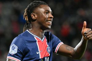 Фудбалер на ПСЖ викендов делеше храна на бездомници во Париз