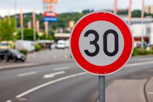 Шпанија воведе радикално ограничување на брзината на сите градски улици