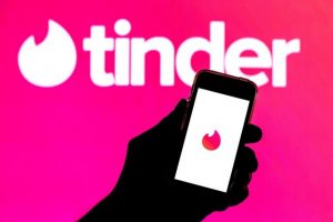 Tinder им олеснува на корисниците да го пронајдат вистинскиот партнер