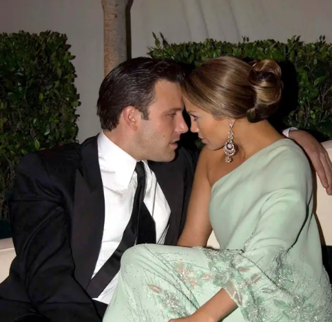 Бен Афлек планира да ја запроси Џенифер Лопез за нејзиниот роденден