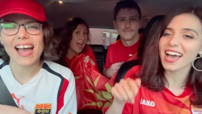 (Видео) Сестрите Невена и Калина објавија нова химна за македоснките фудбалери