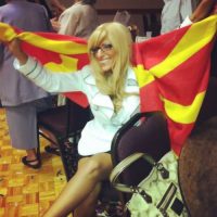 И порно глумицата Тајлор Стивенс ќе навива за Македонија