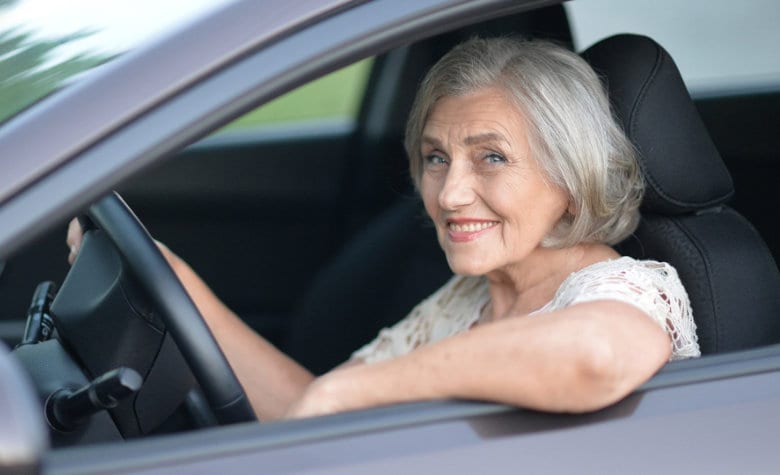 Макпетрол Инфо Поинт: Кога е време да ги оставите клучевите и како да возите безбедно на повозрасни години