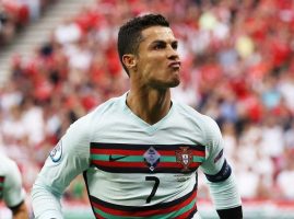 Португалците ги „урнаа“ Унгарците, два гола и нови рекорди за Роналдо!