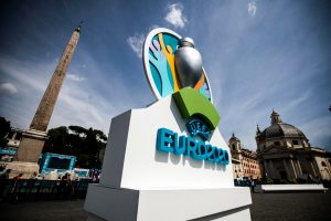 Пред мечот Италија-Швајцарија, пронајдена бомба во автомобил во близина на „Олимпико“!