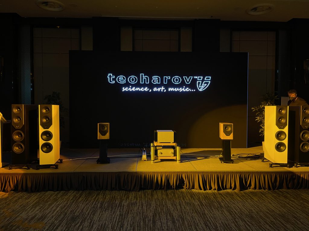 „Теохаров“ ја промовираше својата врвна линија професионални звучници