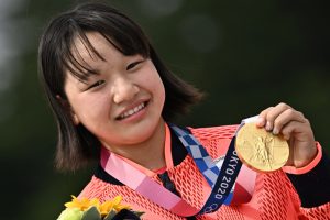 Јапонка на 13 години стана шампионка во скејтбординг