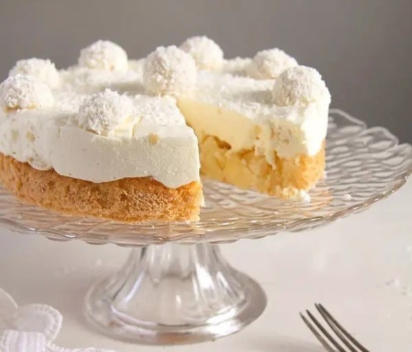 Рафаело торта со бадеми - Reporter.mk