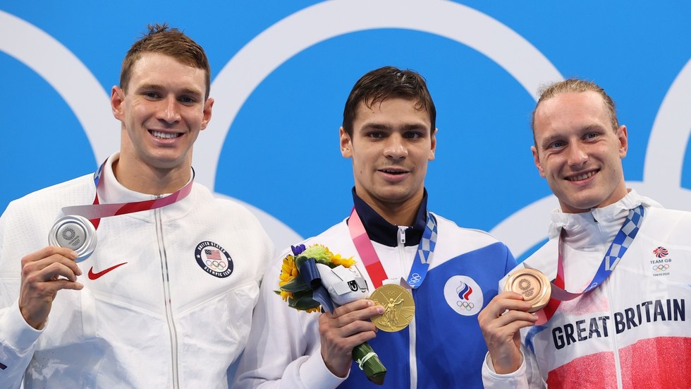 Руските пливачки злата предизвикува меѓународен инцидент