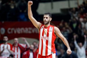 Цела генерација грчки кошаркари во пензија – и Перпероглу стави крај!