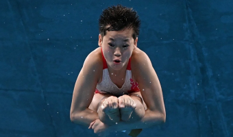 14-годишната Хончан златна во скокови во вода
