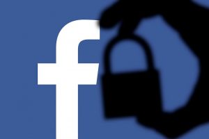 Facebook креираше алатка која им помага на Авганистанците да си ги заклучат профилите