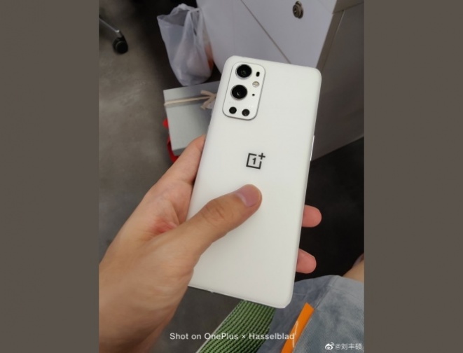 OnePlus 9 Pro ќе биде достапен и во Pure White варијанта