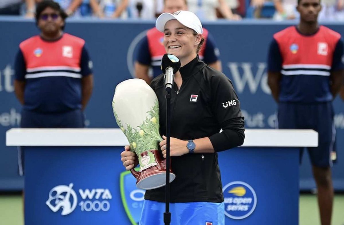 Барти лесно до петтата титула во 2021!