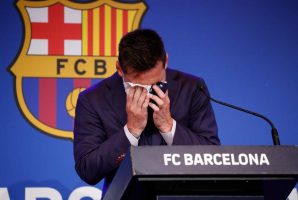 Меси низ солзи се прости од Барселона: Денеска си заминувам од дома