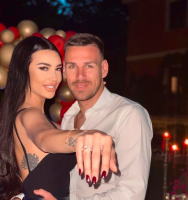 Пејачката Катарина Грујиќ се омажи за фудбалерот Марко Гобељиќ