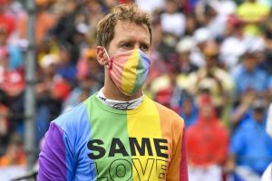 Фетел дисквалификуван по трката во Унгарија, поради проблемите со горивото, а не за ЛГБТ маичката