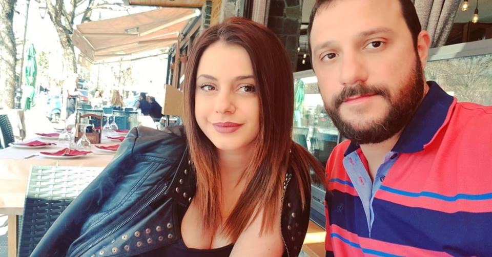 (Фото) Павле Богоевски на островот Хвар ја побара Александра за жена