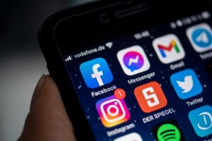 Facebook потврди дека Instagram влијае на суицидните мисли на тинејџерите