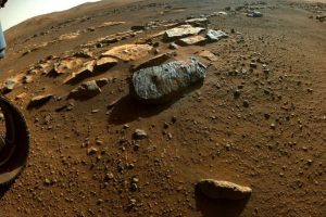 (Видео) Роверот „Истрајност“ собра неколку примероци од Марс, од НАСА велат дека планетата би можела да се насели