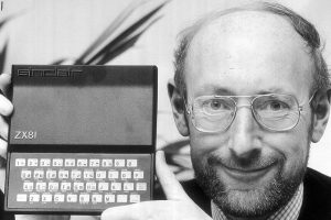 Почина компјутерскиот пионер Клајв Синклер, таткото на ZX Spectrum