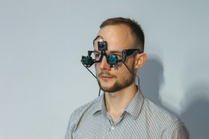 Во Русија измислени очила кои можат да го следат погледот на сопственикот