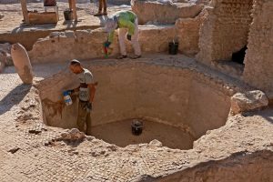 (Фото) Археолози ископале винарија стара 1500 години