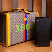 Gucci и Microsoft претставија Xbox од 10.000 долари