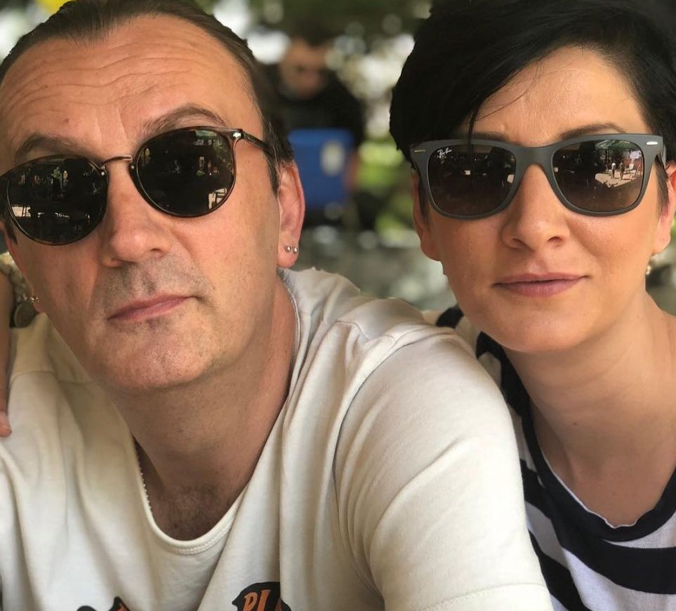 Бени ја поддржа Нора откако ја разрешија од директорската функција: Нема правда нема мир