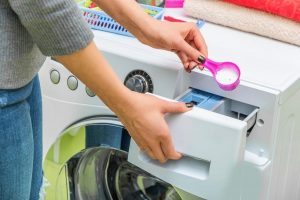 Експерт за хемиско чистење открива неколку трикови околу перењето алишта