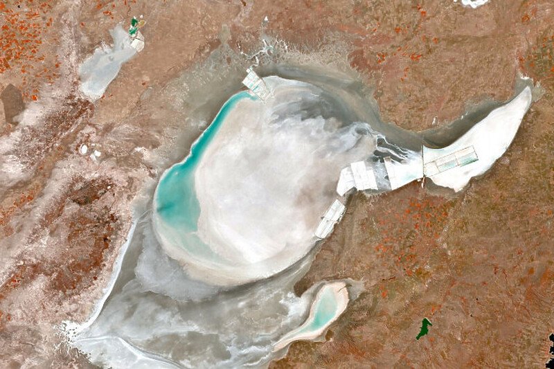 Сателитски снимки го открија исчезнувањето на второто најголемо езеро во Турција