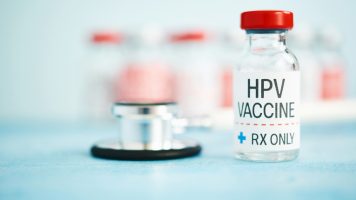 ХПВ-вакцината ги намалува шансите за рак на грлото на матката за речиси 90 отсто