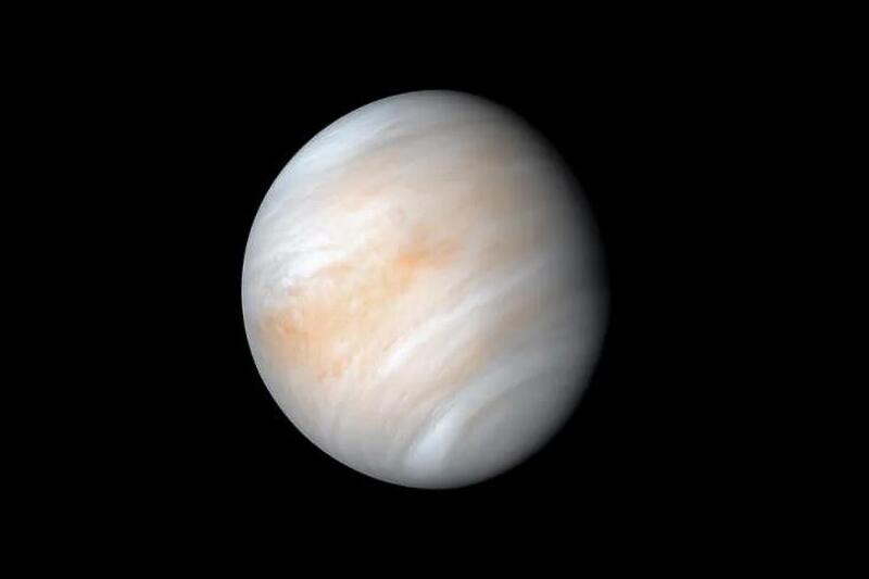 Чудните сигнали од Венера можеби се последица на вулканска активност