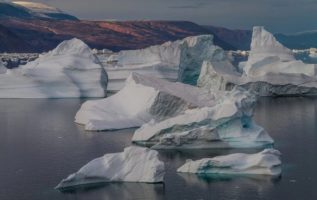 Измерени рекордни 10 степени Целзиусови над нормалата на Антарктикот