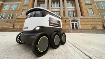 Goodyear тестира гуми без воздух на роботите за достава (ВИДЕО)