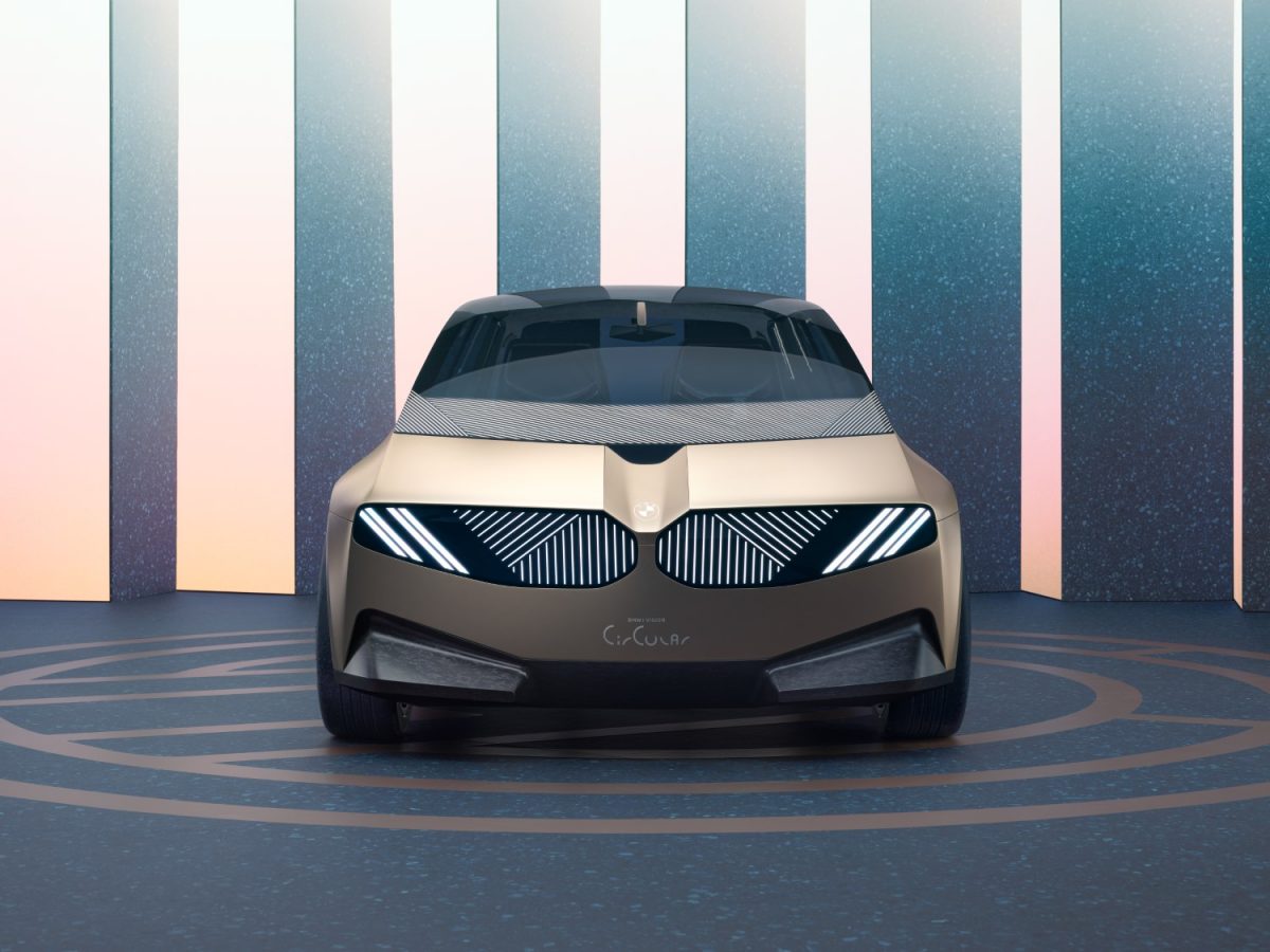 Материјалите за конструкција на BMW моделите од иднината ќе можат да се рециклираат со околу 70 до 80% (ВИДЕО)