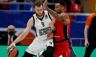 Милано со голема победа во Москва