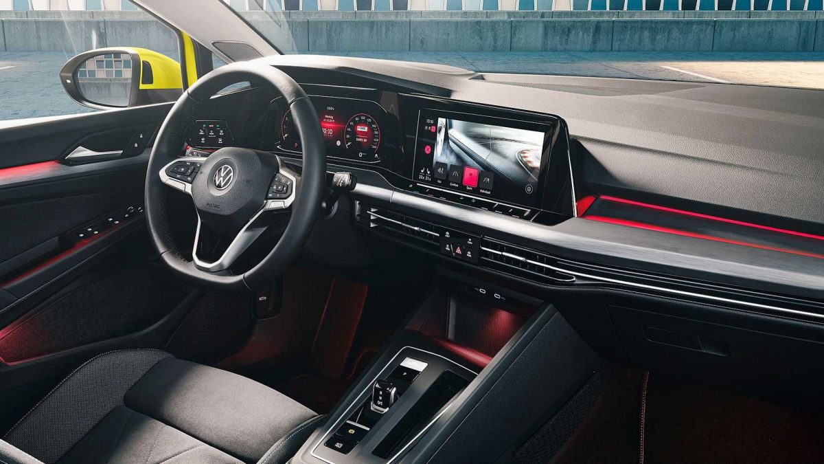 Освежен мултимедискиот систем на Volkswagen Golf 8
