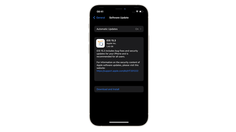 Пристигна iOS 15.3: Обврзно преземање, дури и без нови функции