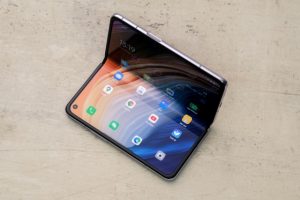 Само шарката на флексибилниот Oppo Find N има 136 делови? (ВИДЕО)